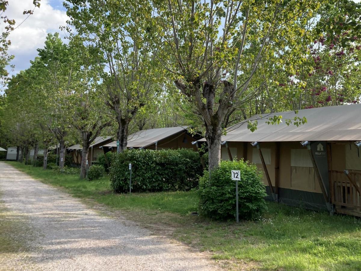 Camping La Chiocciola Hotel Capannole Esterno foto